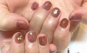 ピンクブラウンネイル