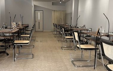 ネイルメゾン天神店の内観