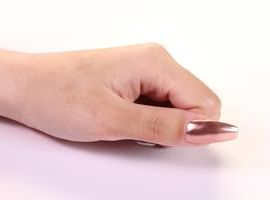 バレリーナネイルとは？形の整え方から似合う人の特徴まで徹底解説