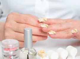 ネイルチップが取れない方法！ネイリストが教える最強の付け方