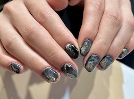 ニュアンスアシメネイル/Airi