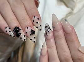 アシメ大人ガーリーネイル/Airi