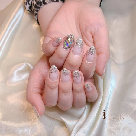 キラキラビジューネイル　【担当】Akiko.Nのサムネイル