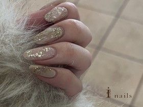 アイボリー個性ニュアンス【担当】中村