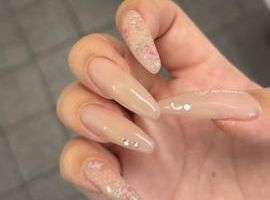 【yunon】ちゅるんレースネイル