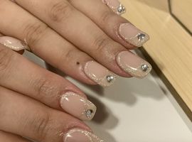 囲みフレンチネイル！