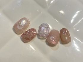 ピンクラメニュアンスネイル【担当】都築