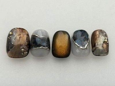 ダークカラーニュアンス　Hiiro