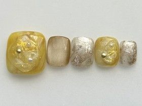 くすみイエローフット　Hiiro