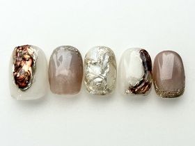 ぷっくりベージュニュアンス　Kokoha