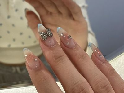 チークフレンチネイル【担当】上條