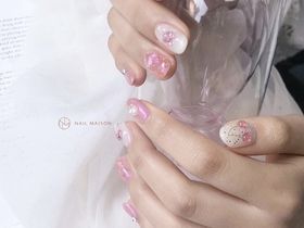 ピンクドロップチェリーネイル　【担当】齋藤
