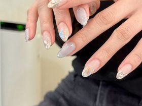 うるうるストーンネイル ￥10550【担当 伊藤】