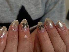 ミラーグラデリボン ¥4550 【担当 永石】