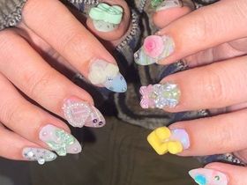 パステルポップネイル ¥12550 【担当 菊池】