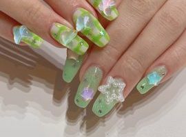 オーロラグリーン