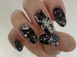 水色ドットクロムネックレス