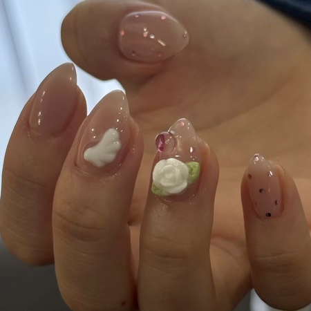 ドット薔薇ネイル【担当】SAKABEのサムネイル