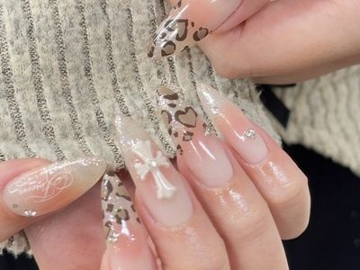 チークレオパードネイル【担当】SAKABE