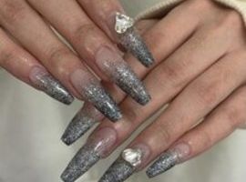 きらきらネイル［梅田/パラジェル］