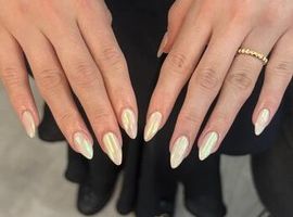 オーロラネイル［梅田/パラジェル］