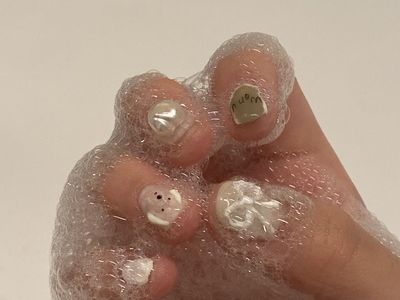 ホワイトリボンドッグ¥5225〜【担当　佐藤】