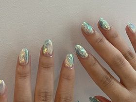 うるうるニュアンスネイル¥5800【 担当　関】