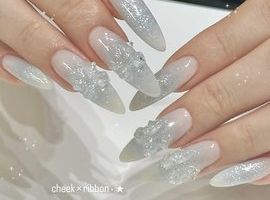 きらめきリボンネイル