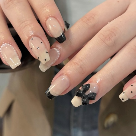 black×beige【Karin.m】のサムネイル