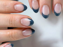 【Maiko.w】ネイビーラメフレンチ