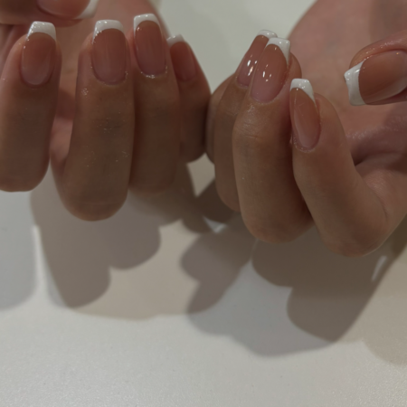 白フレンチ【Karin.m】のサムネイル