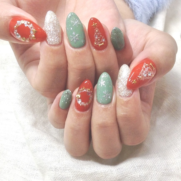 Girly 横浜のネイルサロン アイネイルズ横浜店