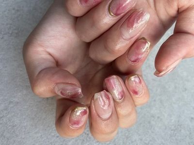 ピンクニュアンスネイル　【担当】松田