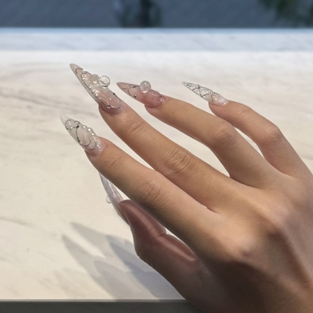 ［クリアスカルプネイル］のサムネイル