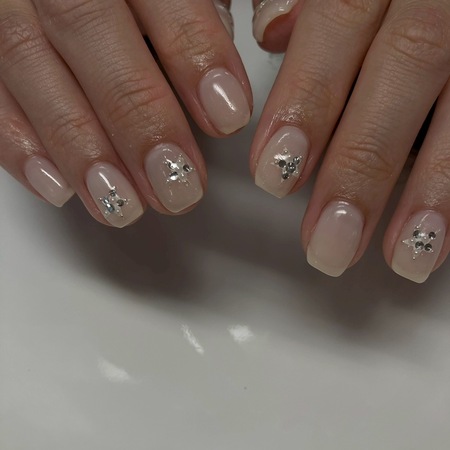 ［スタースタッズネイル］のサムネイル