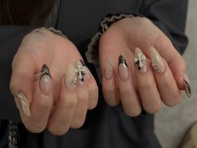 【レースフレンチネイル】