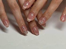 【マグネットフレンチネイル】