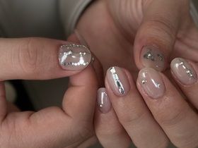 ビジューミラーホロネイル