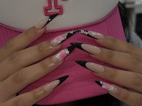 ロングフレンチフラワー　designed by miku