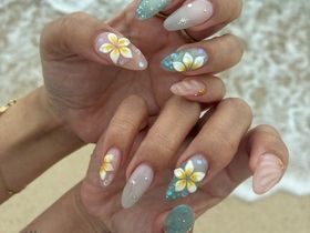 ハイビスカスネイル　designed by yui
