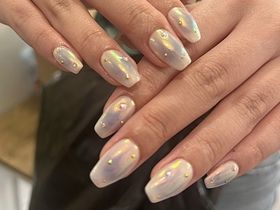 ミラー×チークネイル【担当】本山