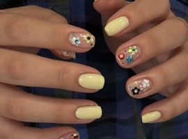 ホロネイル