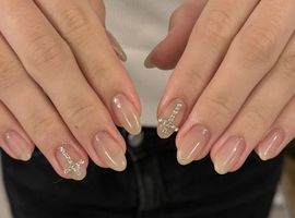 シンプル十字架ネイル