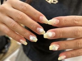 バターイエローネイル[町田/パラジェル]