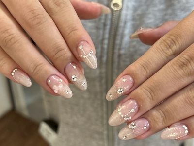 ガーリーネイル【担当】本山