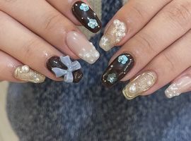 パールフラワーネイル