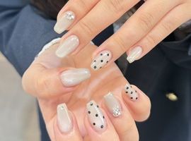 マグネットドットネイル[町田/パラジェル]