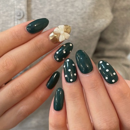 ドットリボンネイル【担当】酒井のサムネイル