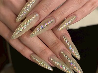 ロングビジューネイル【担当】舘下