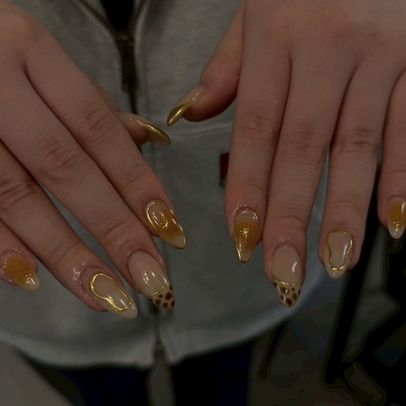 海外ネイル【担当】出井のサムネイル